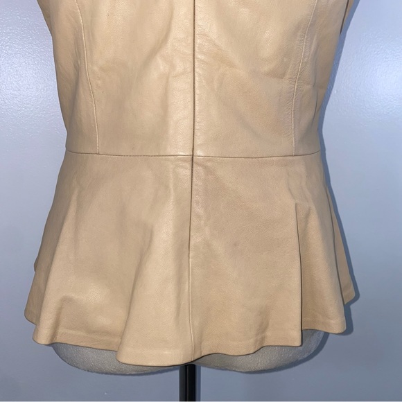 DKNY 100% lambs skin peplum short sleeve top size 6 tan - Picture 8 of 11